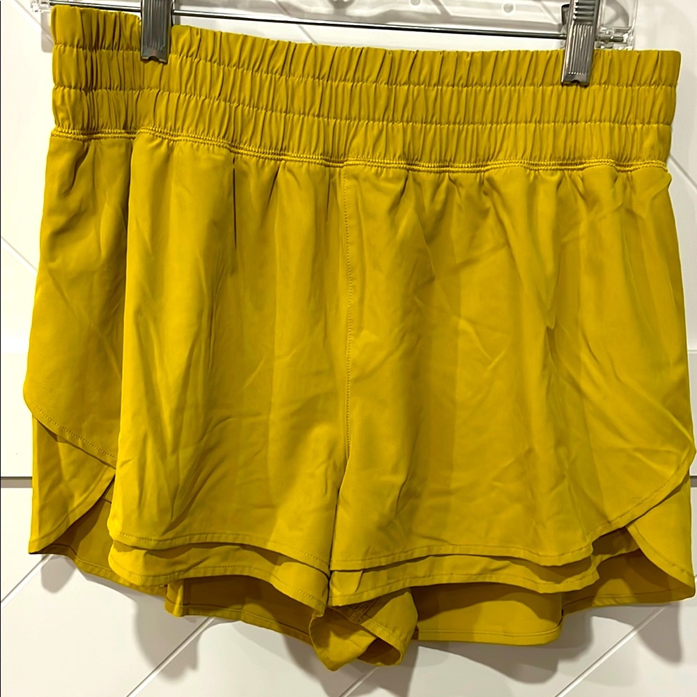 Calia by Carrie Underwood Yellow Athletic Shorts with Elastic Waistband
